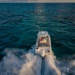 Boston Whaler 230 Outrage RUnning