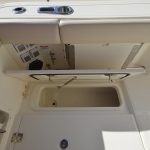 Boston Whaler 325 Conquest Stowage