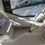 Boston Whaler 325 Conquest Seating